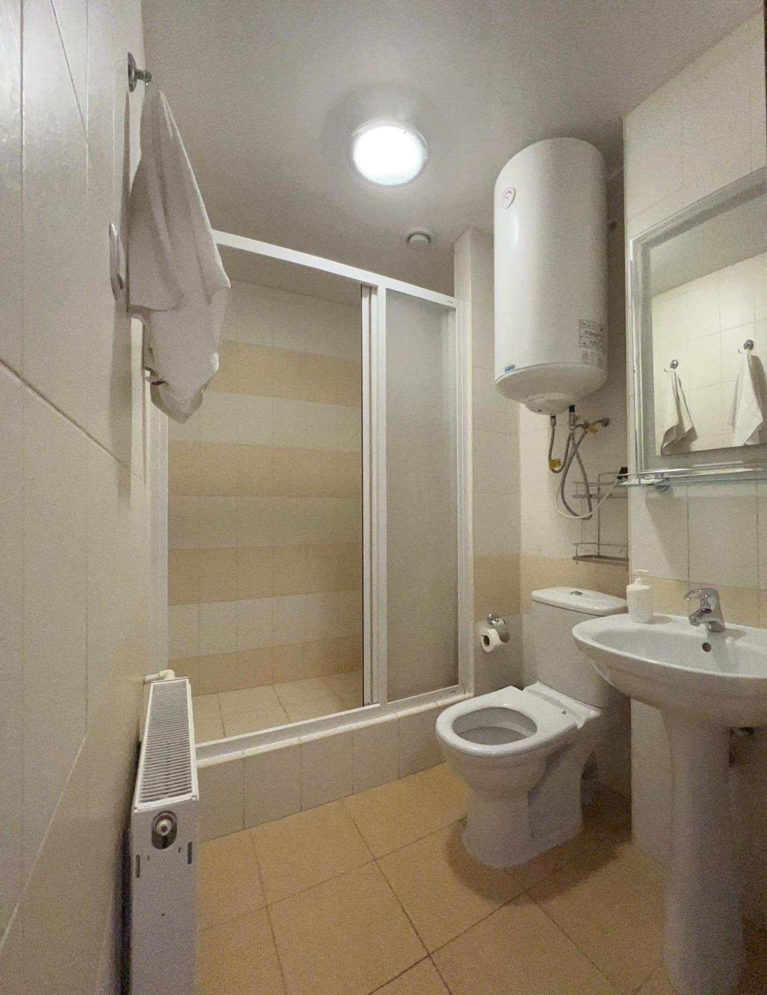Apart Hotel Asotel Kharkiv Eksteriør billede