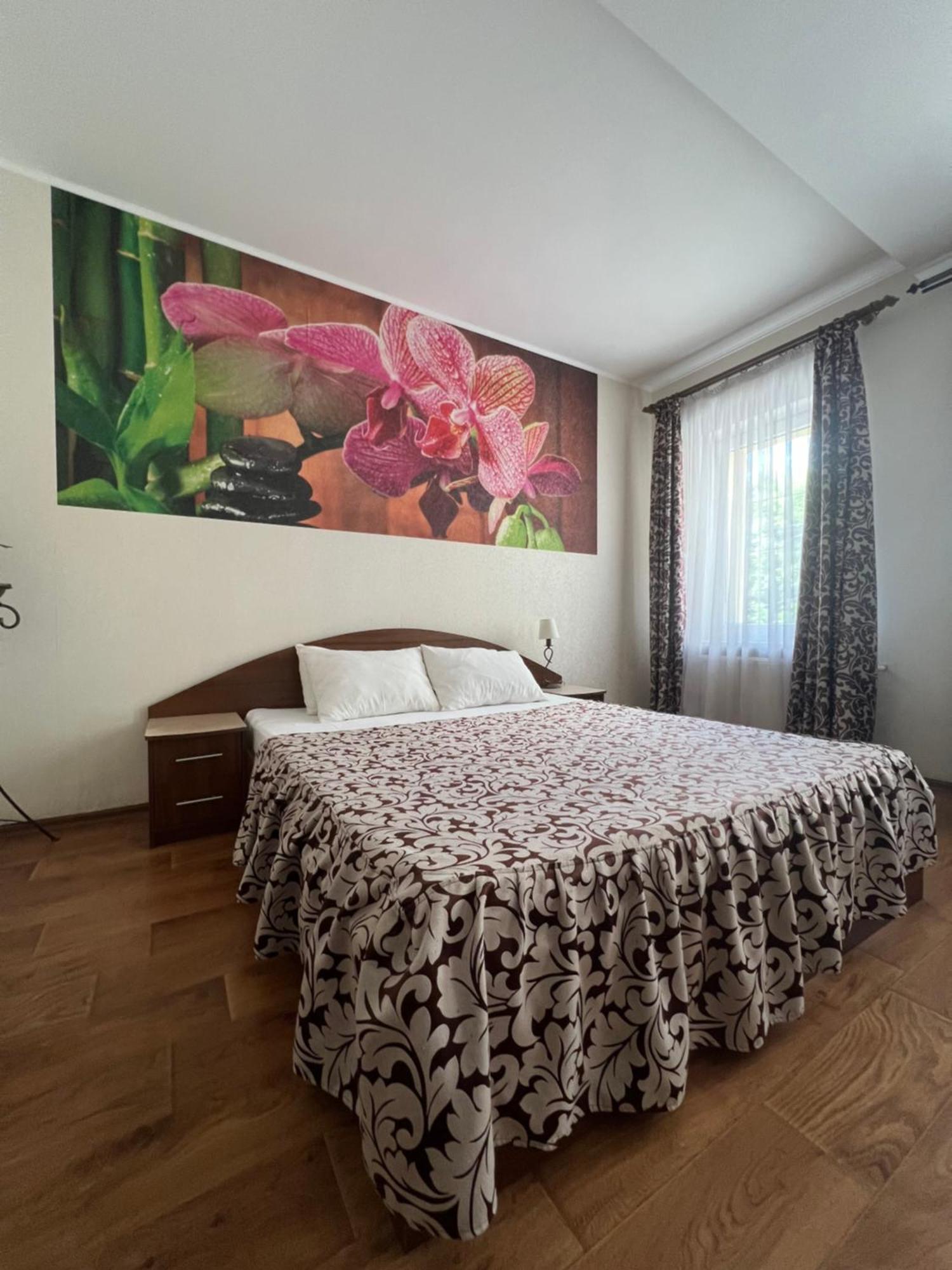 Apart Hotel Asotel Kharkiv Eksteriør billede