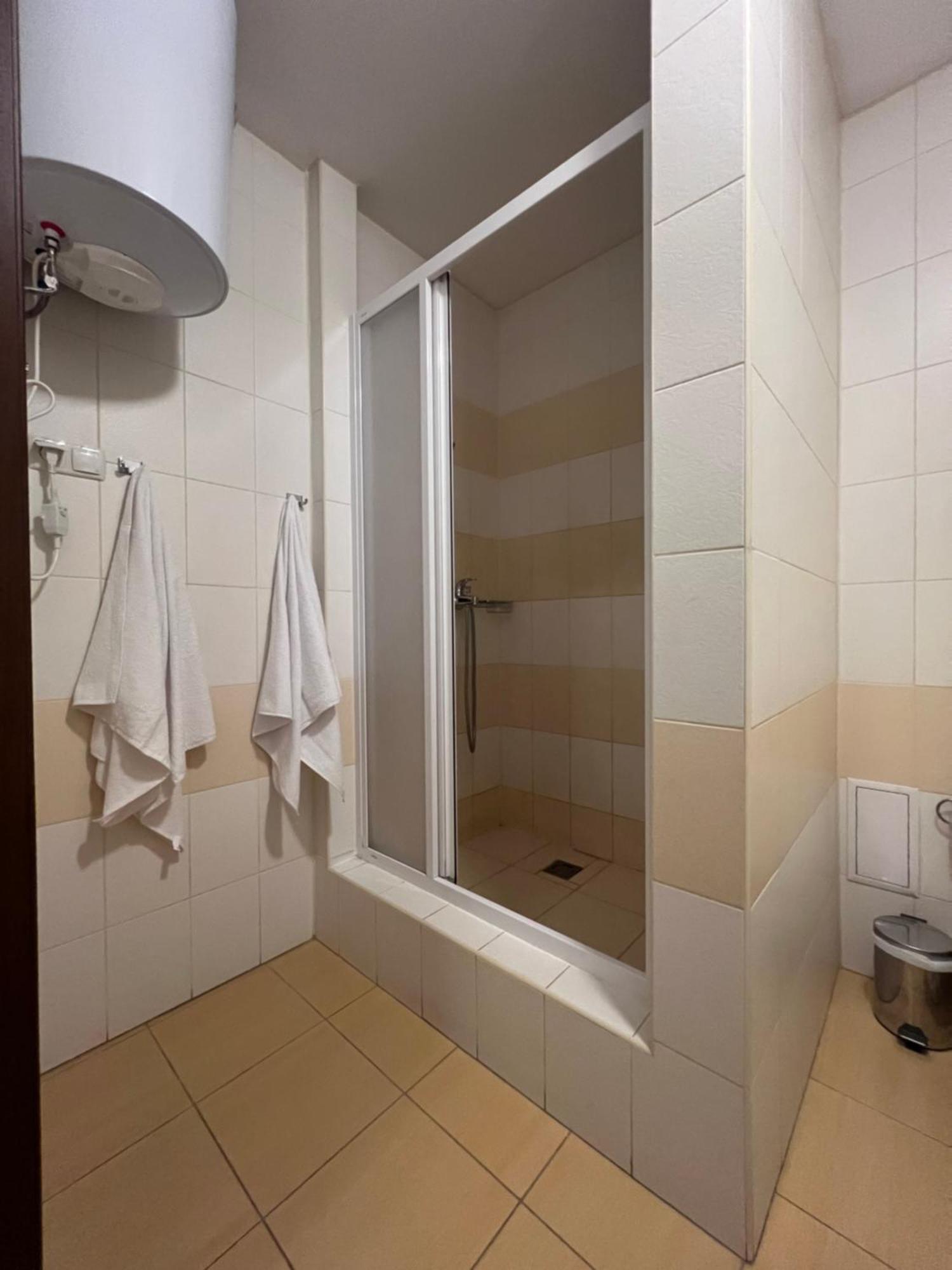 Apart Hotel Asotel Kharkiv Eksteriør billede